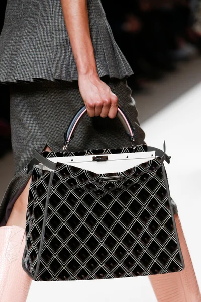 Look 61